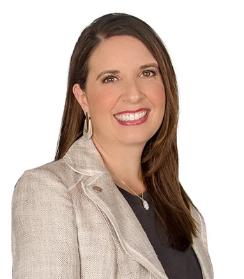 Portrait of Crystal Condit, Realtor